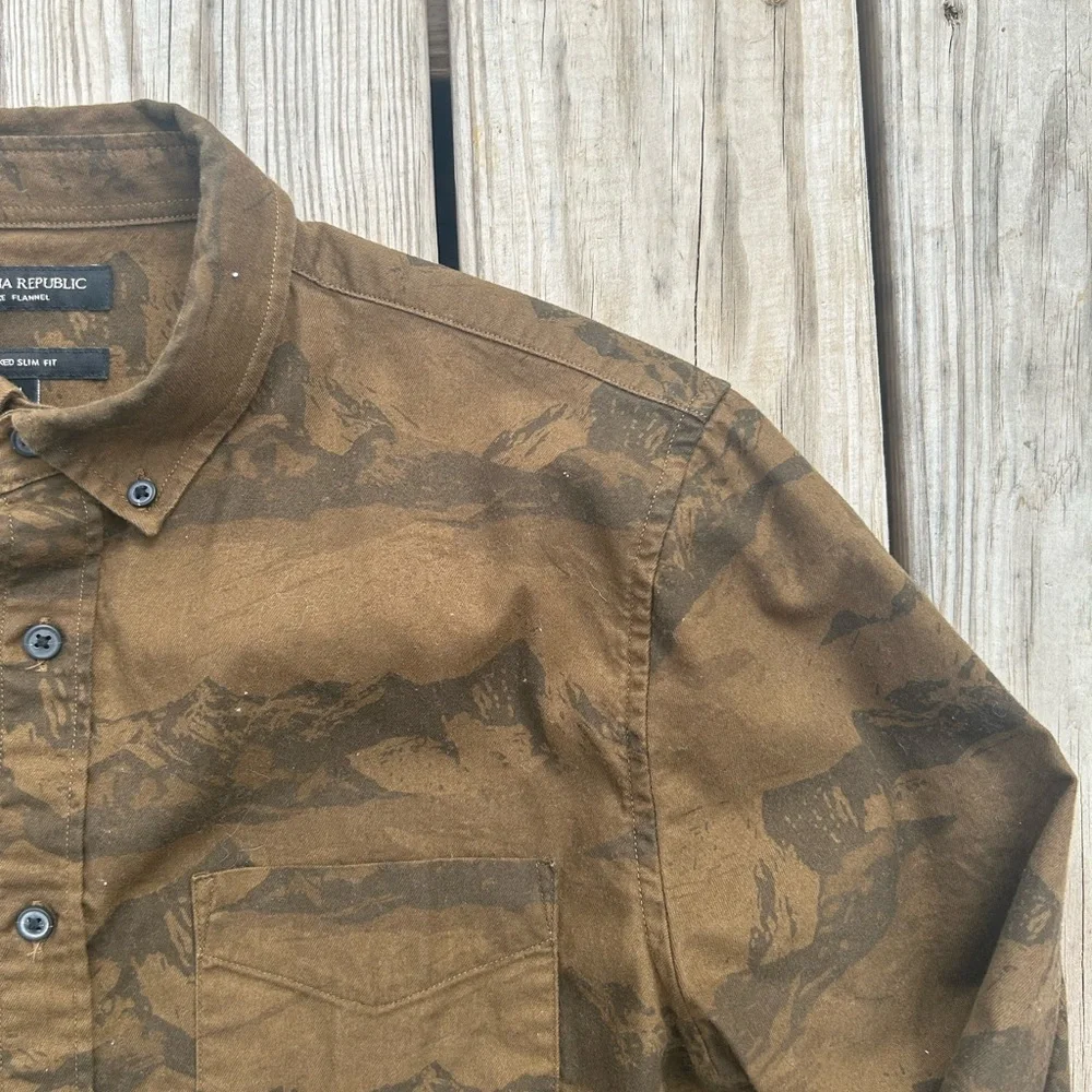 Banana Republic Men's Brown Mountain Untucked Slim Fit Flannel‎ Shirt SIZE M